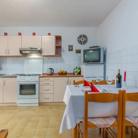 Zrinscak 3*
